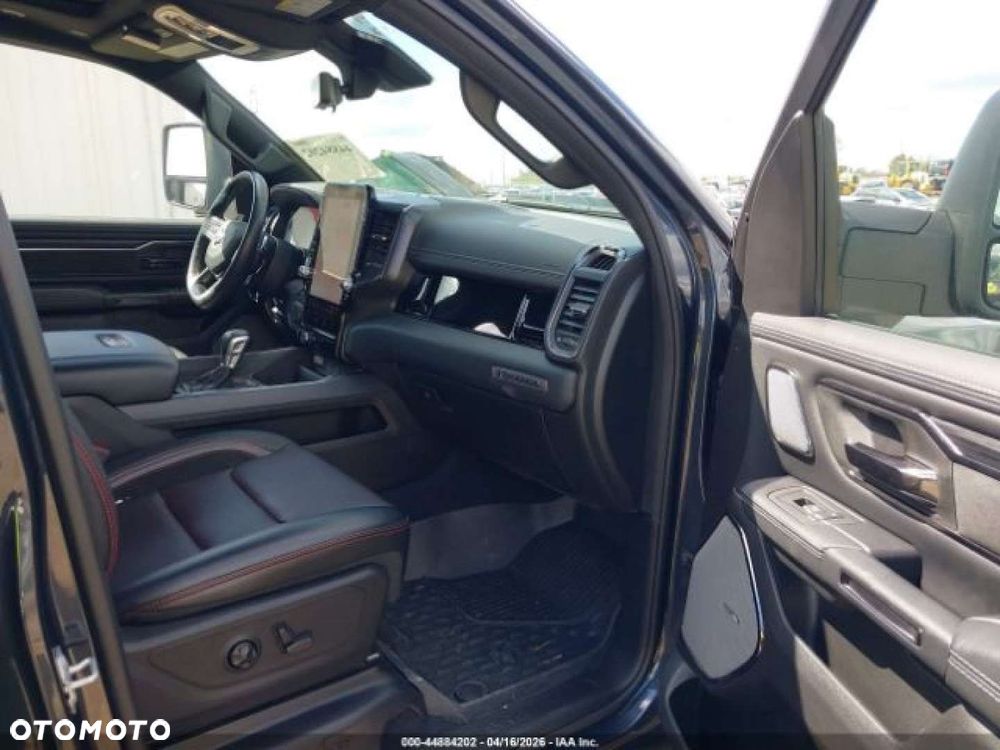 RAM 1500 - 10