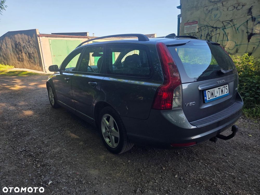 Volvo V50 2.0D Momentum - 10