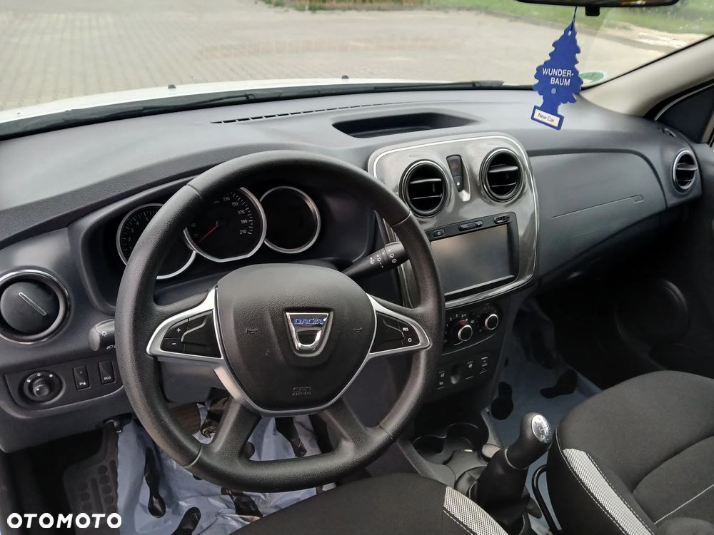 Dacia Sandero TCe 90 Laureate - 6