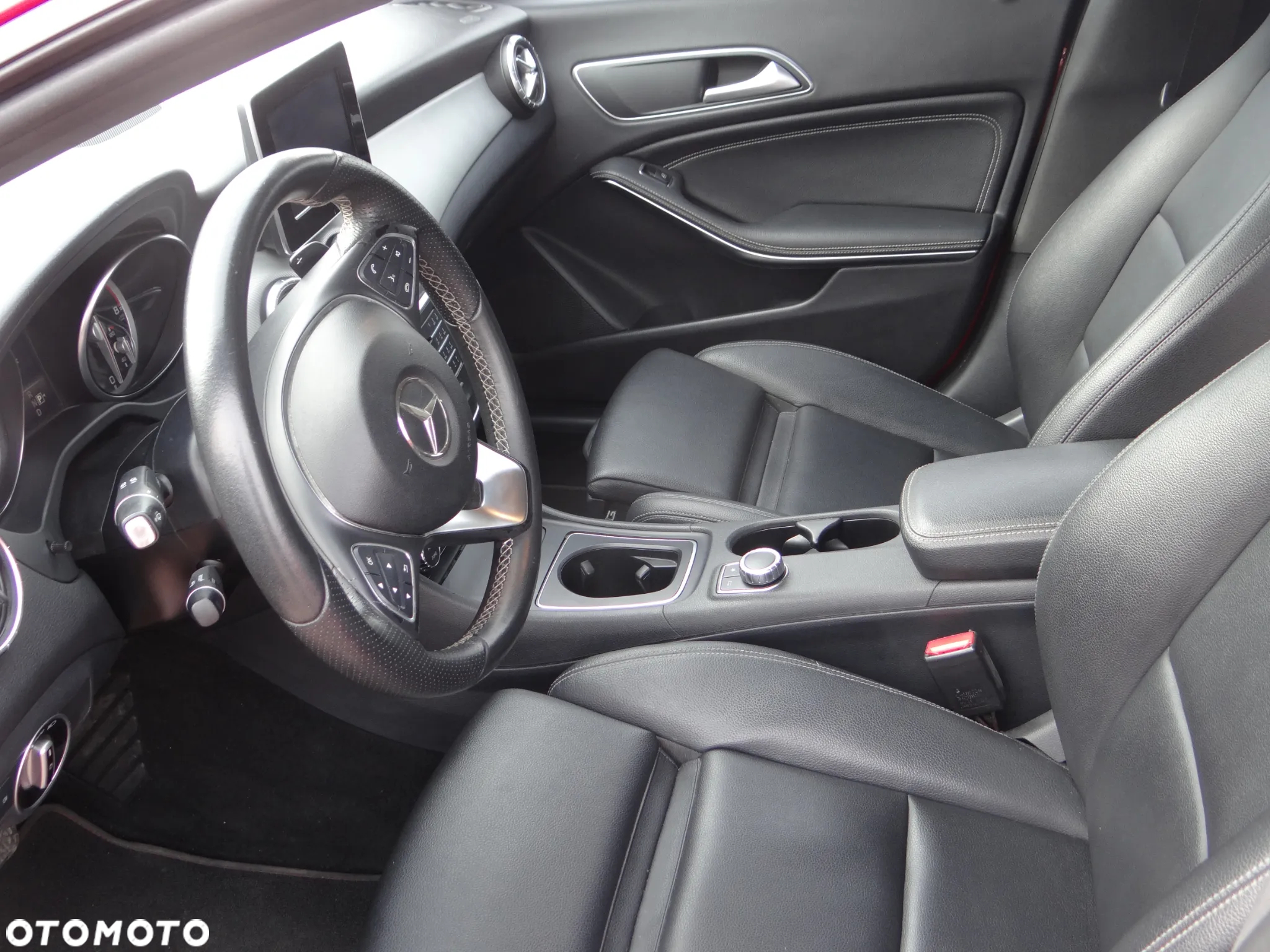 Mercedes-Benz CLA 250 4-Matic AMG Line - 4