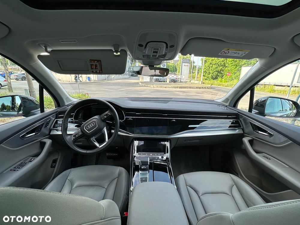 Audi Q7 - 11