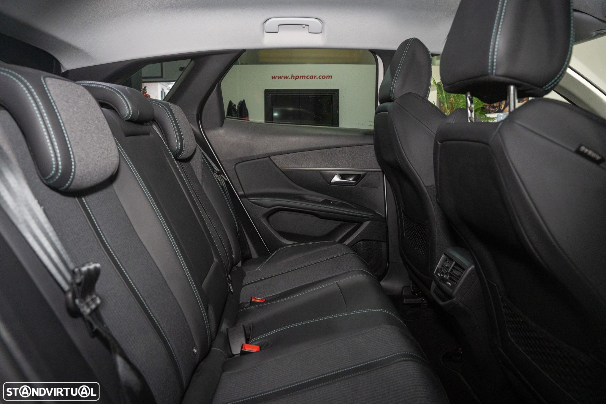 Peugeot 3008 1.6 Hybrid Allure Pack e-EAT8 - 19