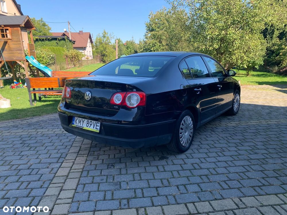 Volkswagen Passat - 3