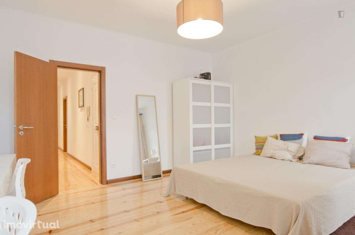 Quarto - localizado em Entrecampos Lisbon - Grande imagem: 4/20