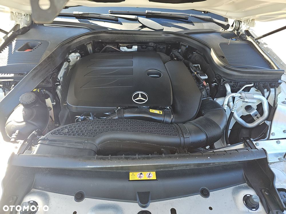 Mercedes-Benz GLC 300 4Matic 9G-TRONIC - 14