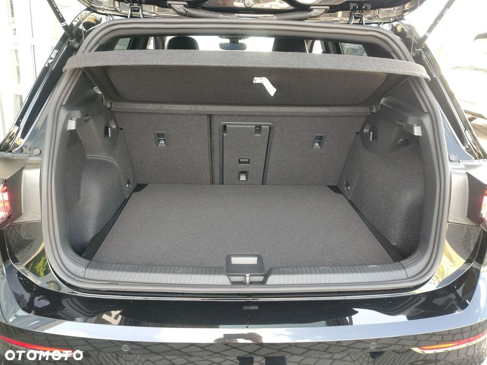Volkswagen Golf - 12