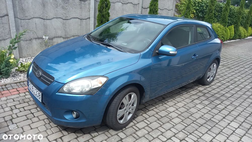 Kia Ceed - 5