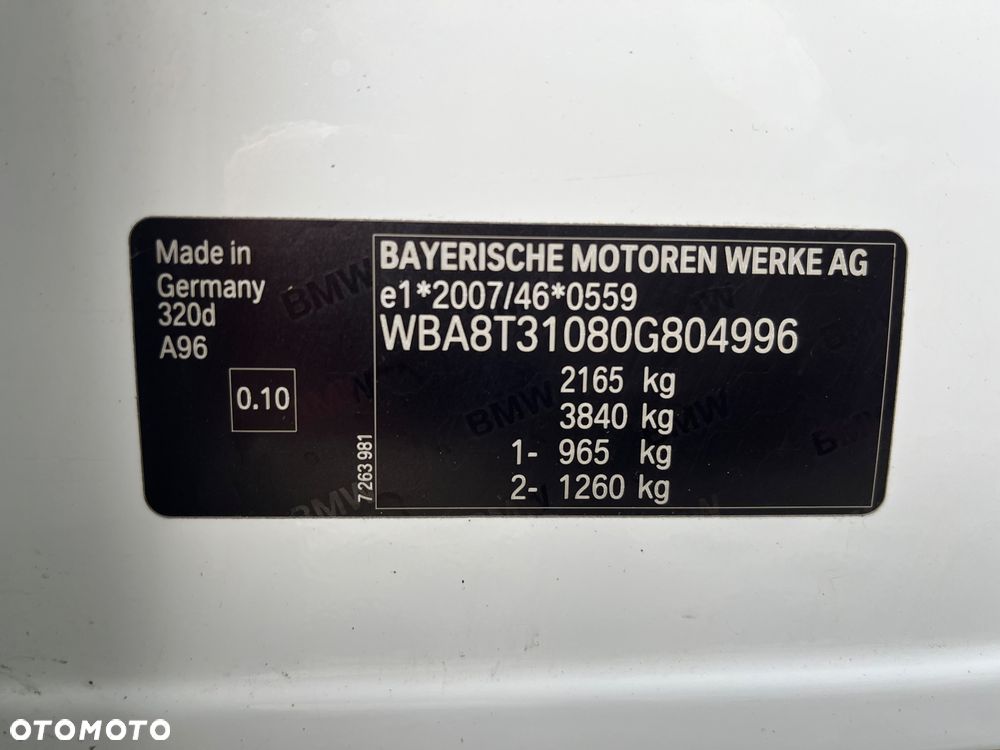 BMW 3GT 320d Sport Line - 20