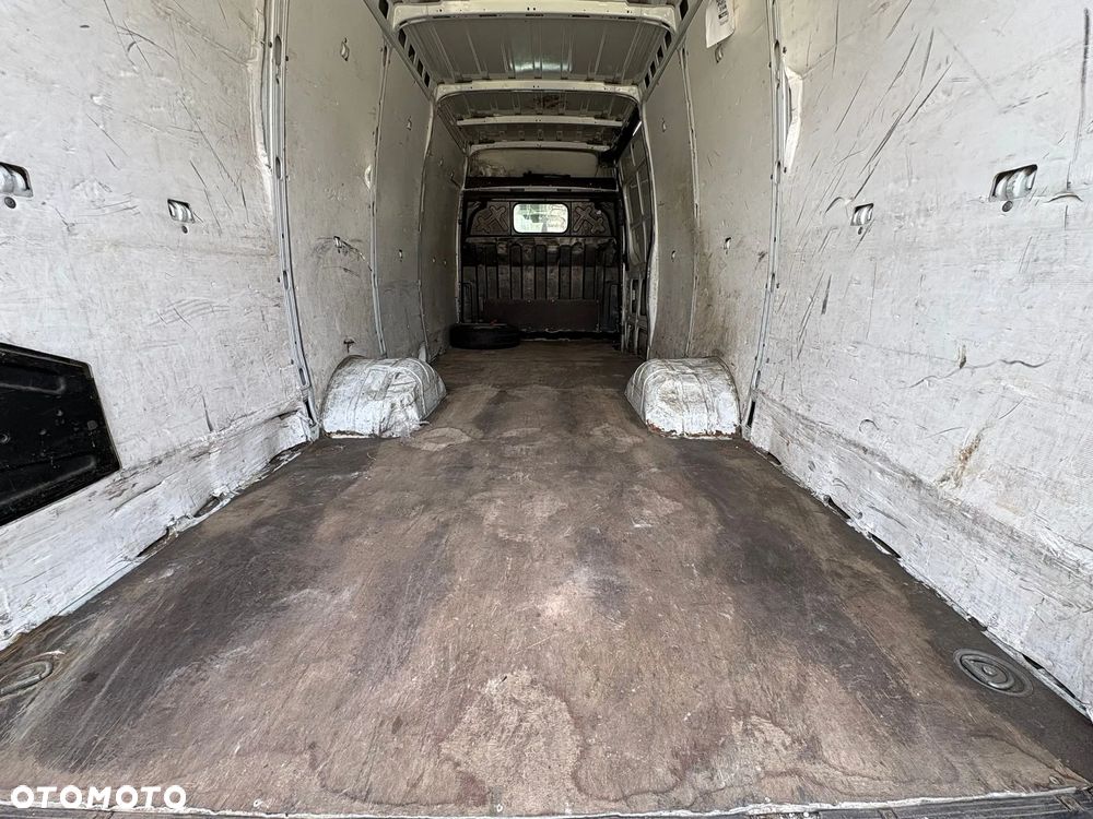 Iveco Daily 35C16 - 12