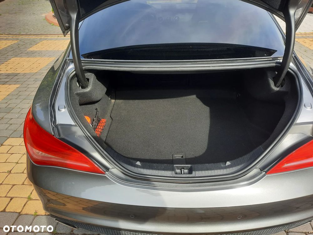 Mercedes-Benz CLA 180 (CDI) d 7G-DCT - 8