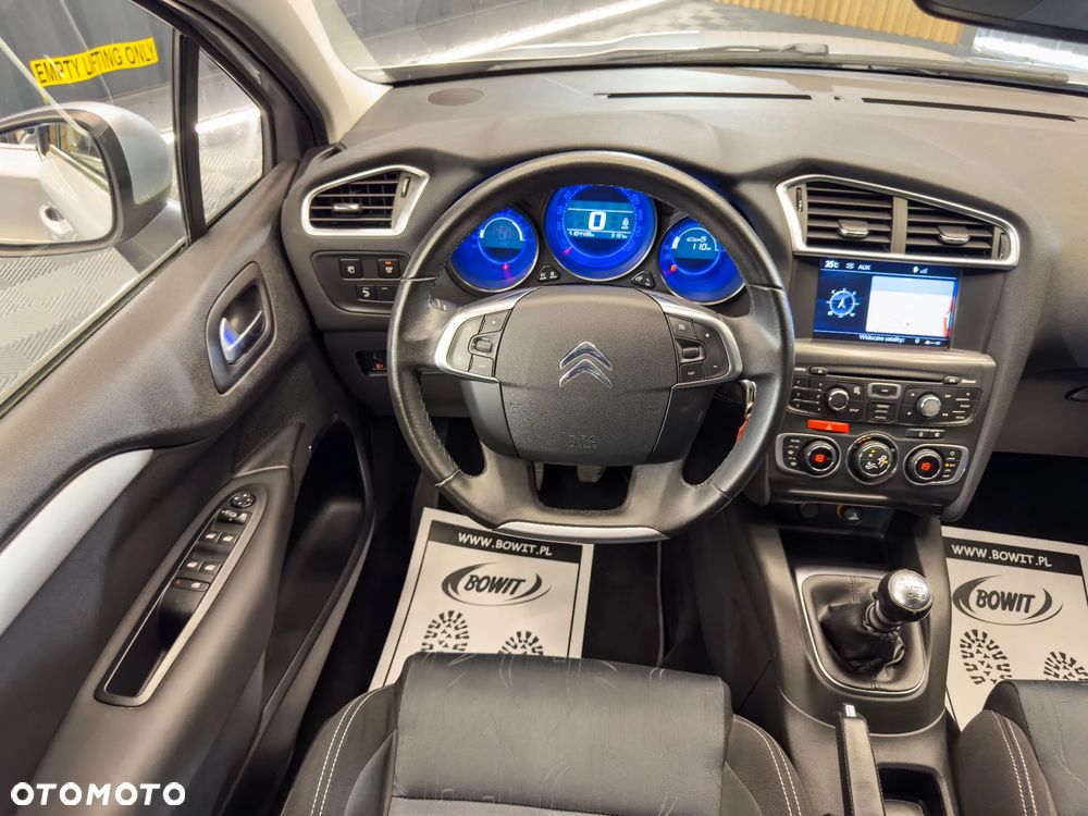Citroën C4 HDi 115 Exclusive - 27