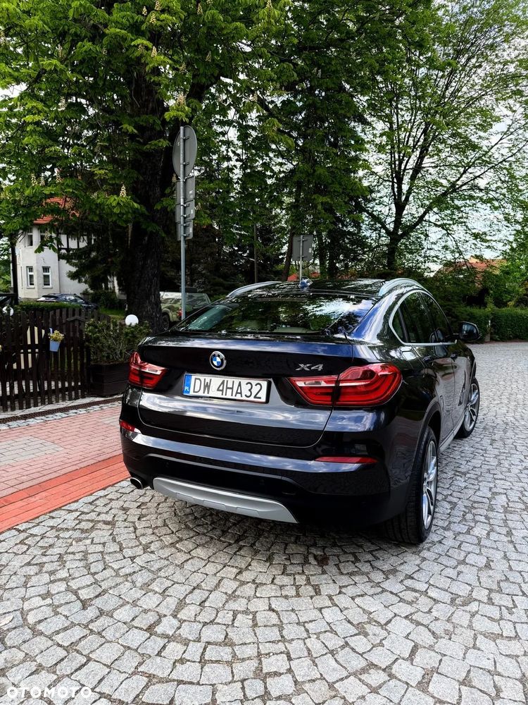BMW X4 2016 photo 2