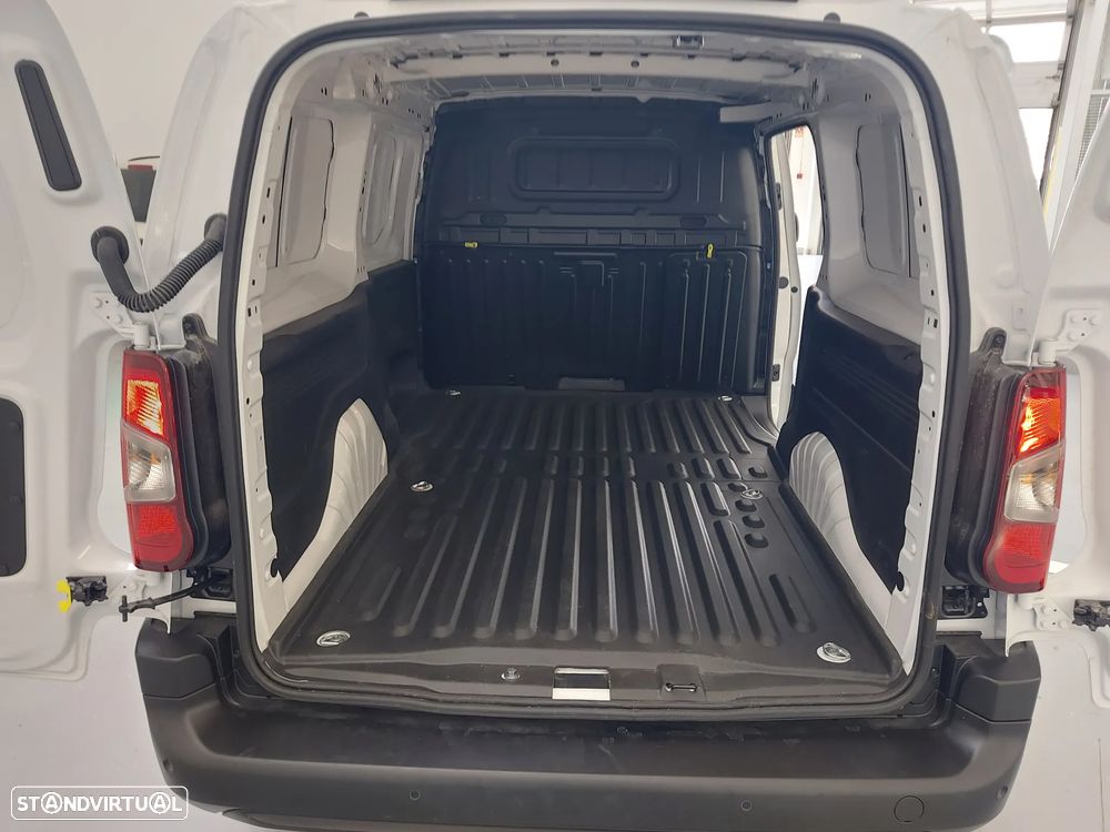 Opel COMBO XL - 17