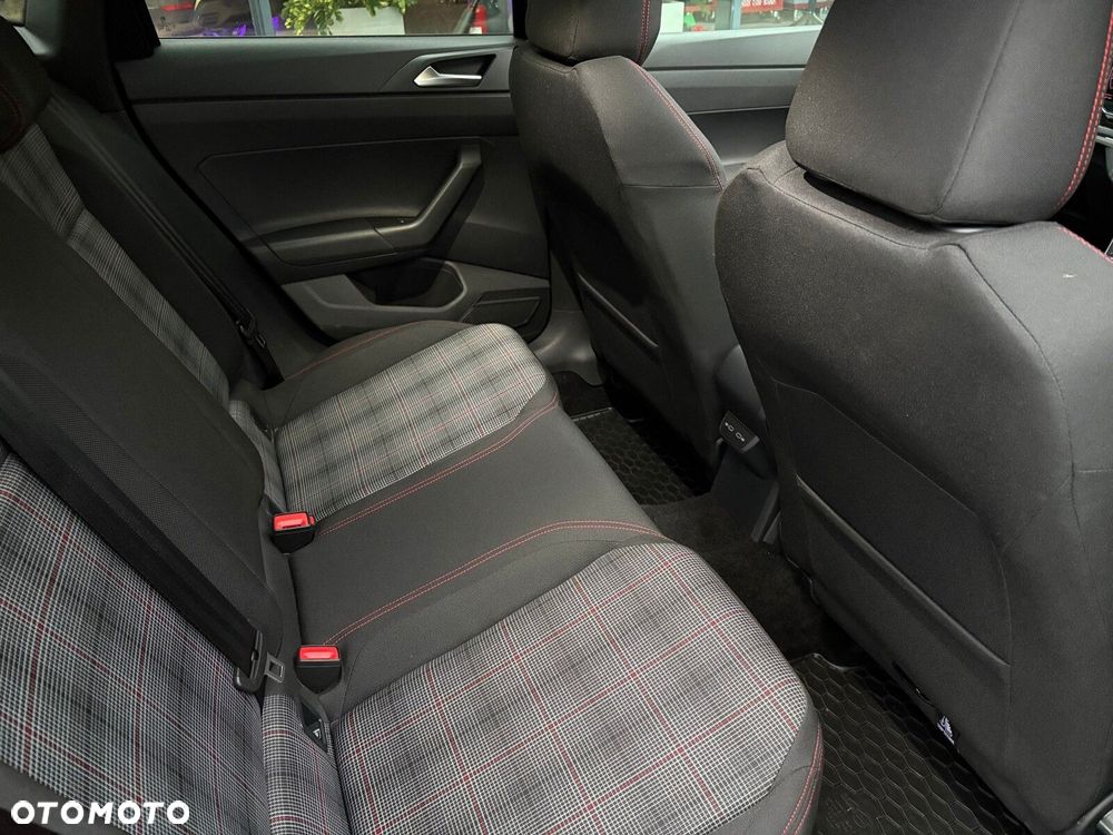 Volkswagen Polo 2.0 TSI GTI DSG - 15