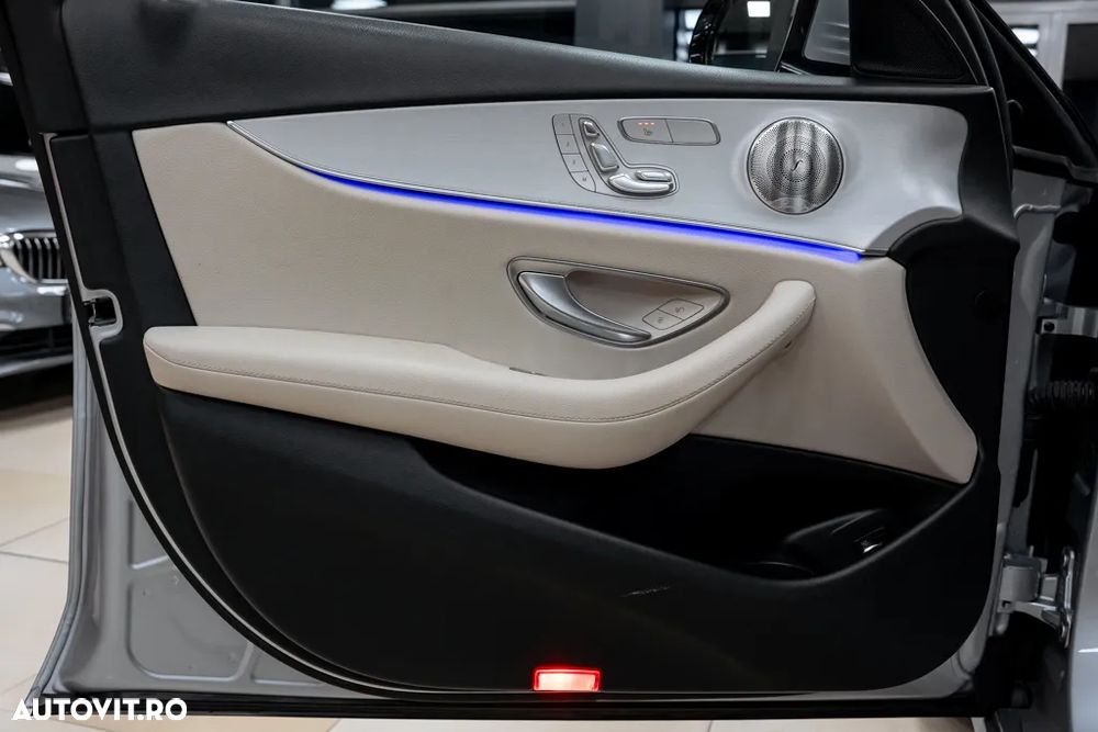 Mercedes-Benz E 220 d 4Matic 9G-TRONIC - 24