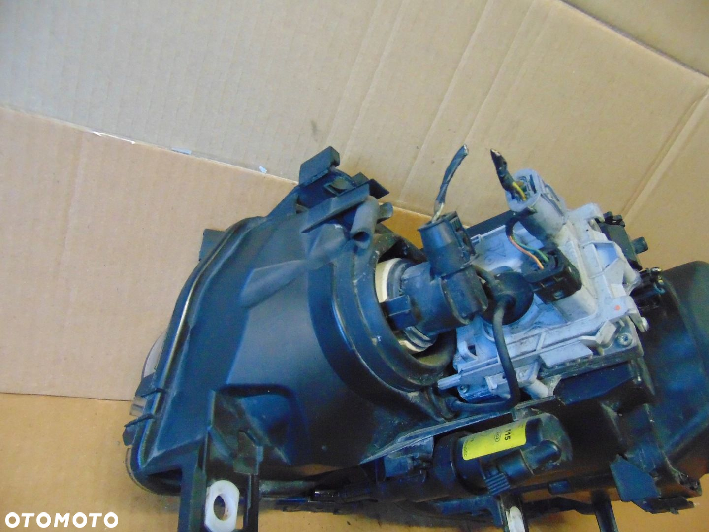 LAMPA PRAWA PRAWY PRZÓD PRZEDNIA BMW 3 E46 COMPACT XENON EUROPA - 14