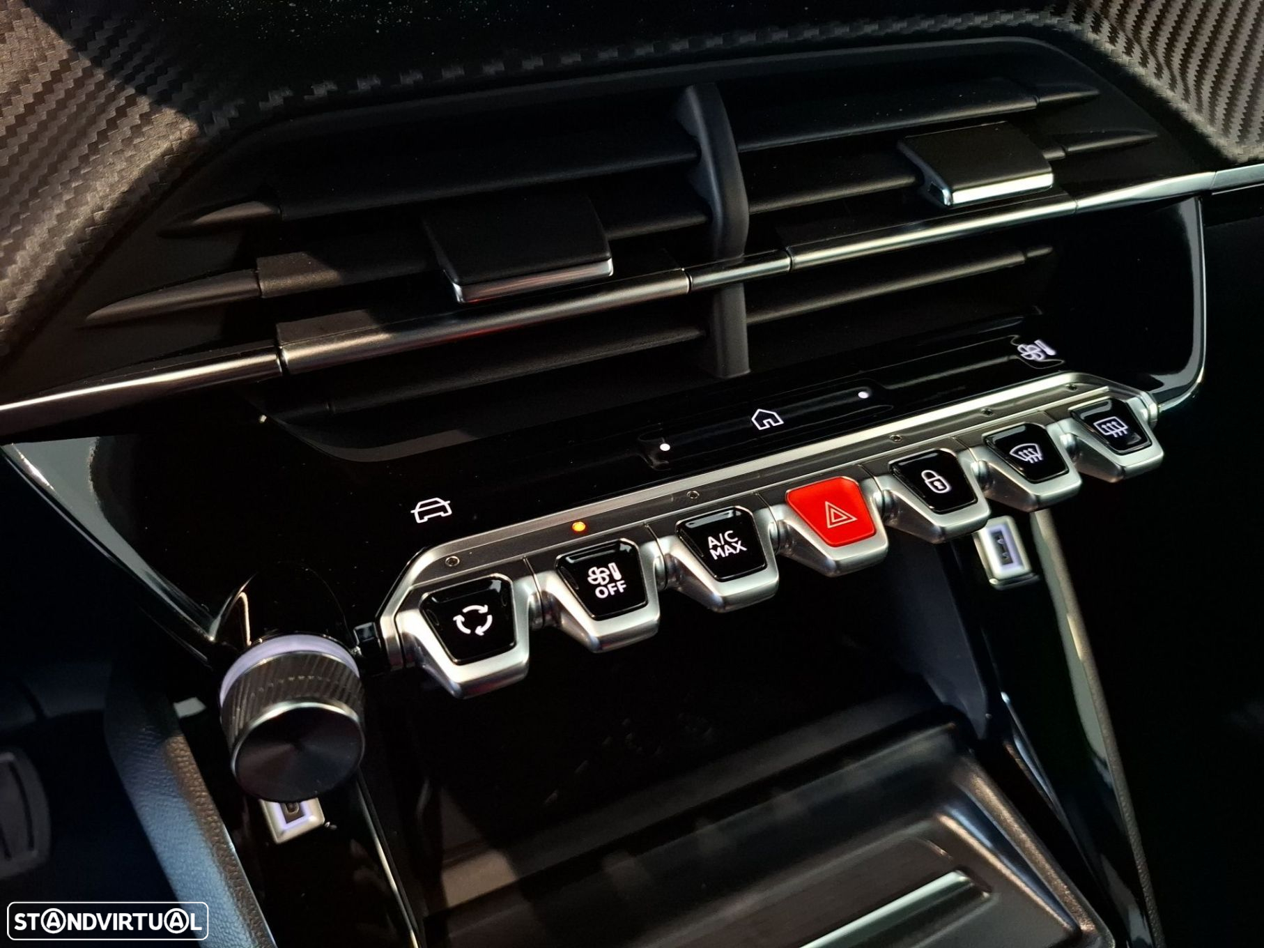 Peugeot e-2008 54 kWh Allure - 19