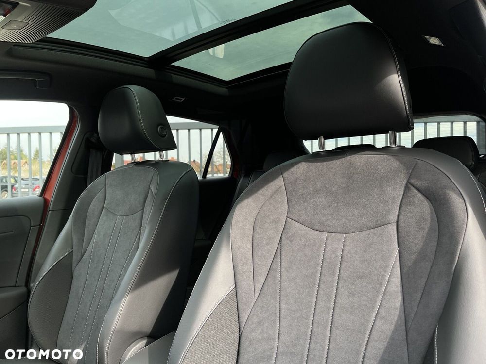 Volkswagen T-Roc - 18