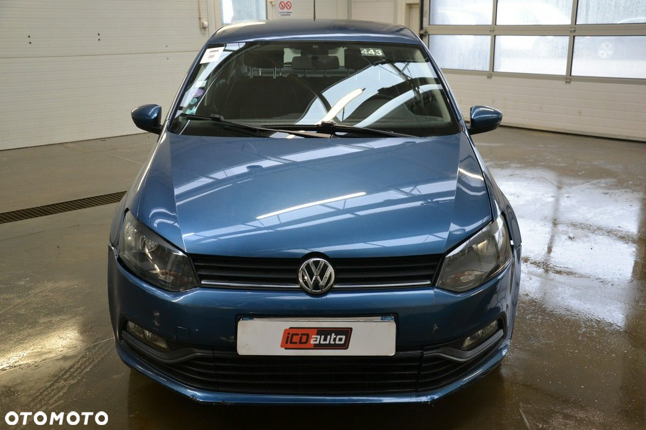 Volkswagen Polo - 2