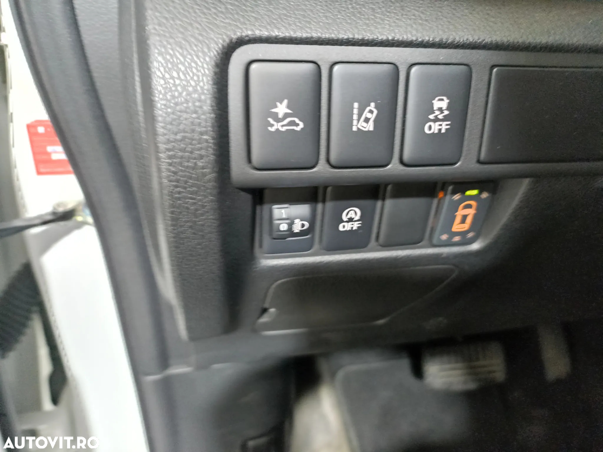 Mitsubishi Eclipse-Cross - 13