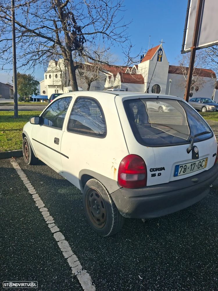 Opel Corsa 1.5 D Eco - 3