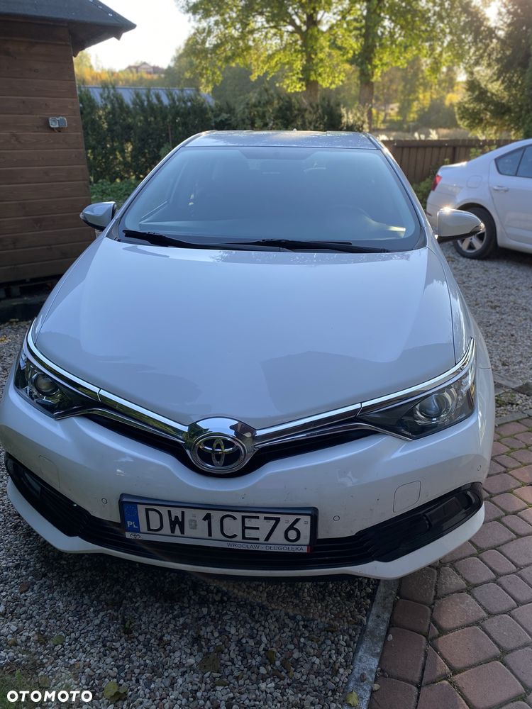 Toyota Auris - 4