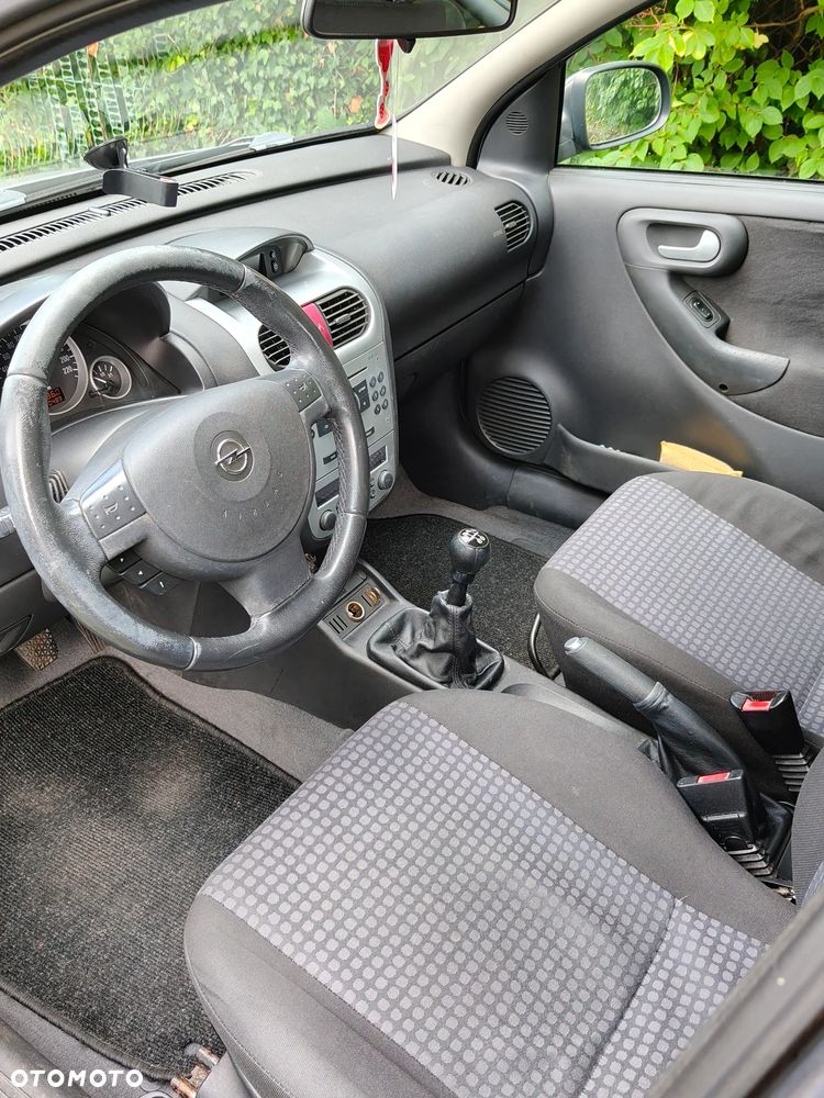 Opel Corsa - 5