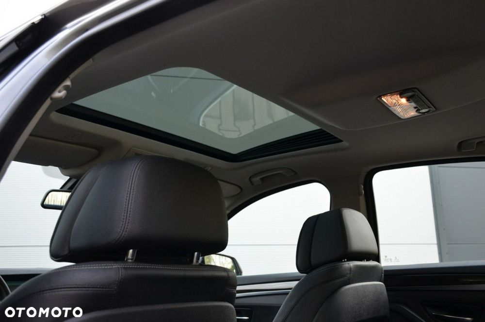 BMW Seria 5 - 29