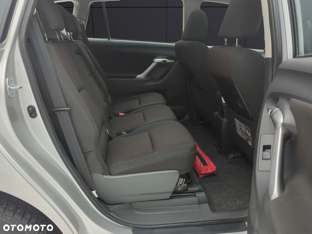 Toyota Verso 1.8 5-Sitzer Executive - 17