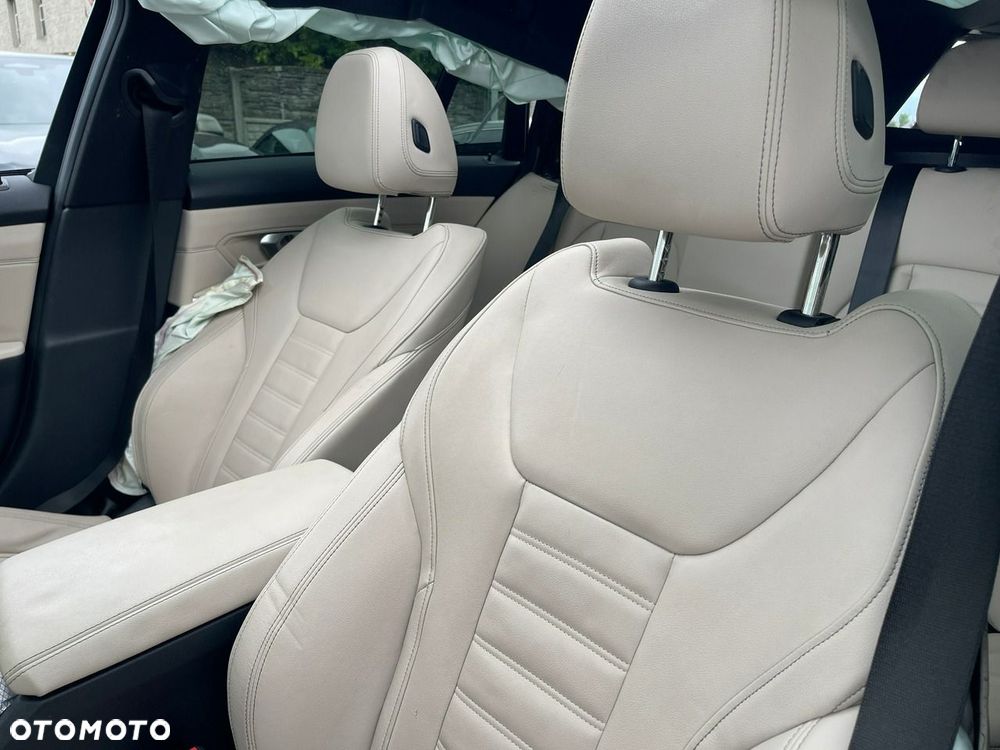 BMW Seria 3 M340d xDrive mHEV sport - 14