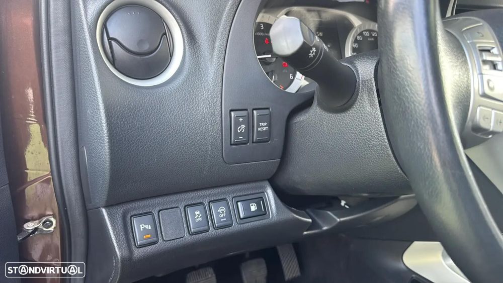 Nissan Navara - 10