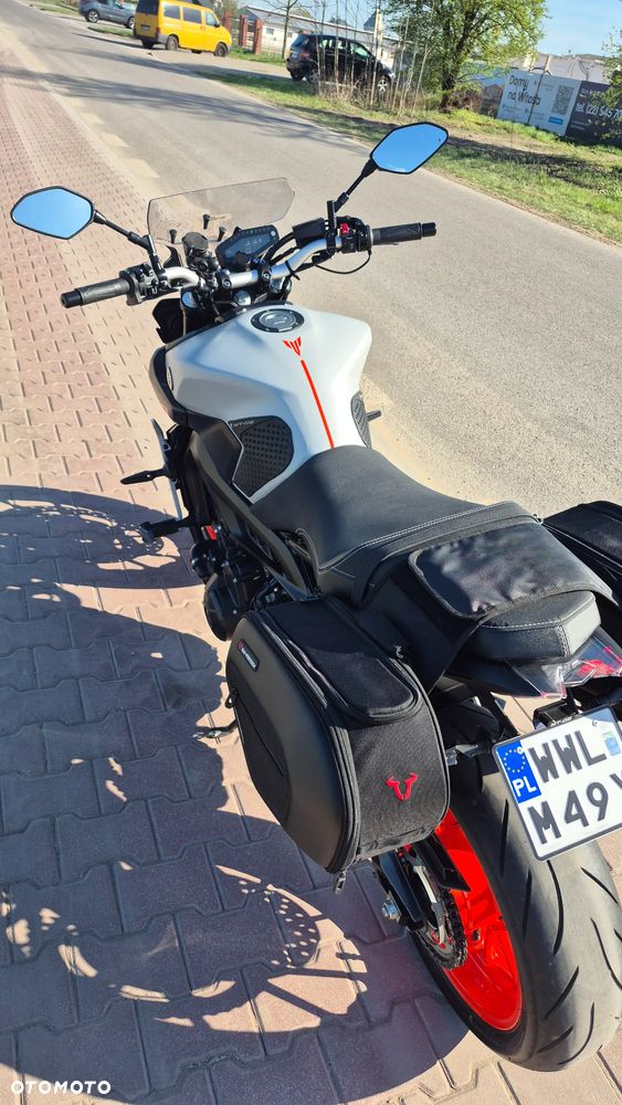 Yamaha MT - 8