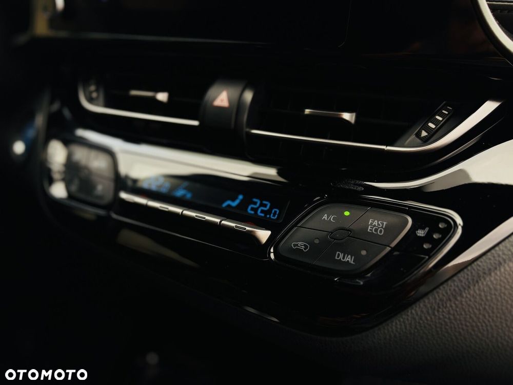 Toyota C-HR - 30