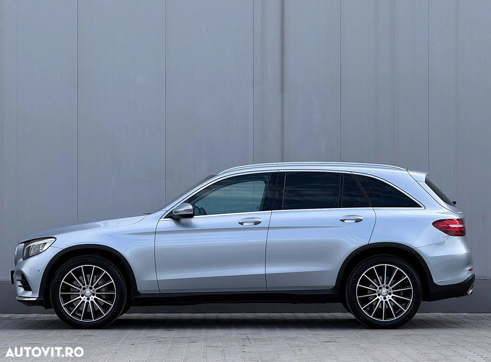 Mercedes-Benz GLC 250 d 4MATIC 9G-TRONIC AMG Line - 10
