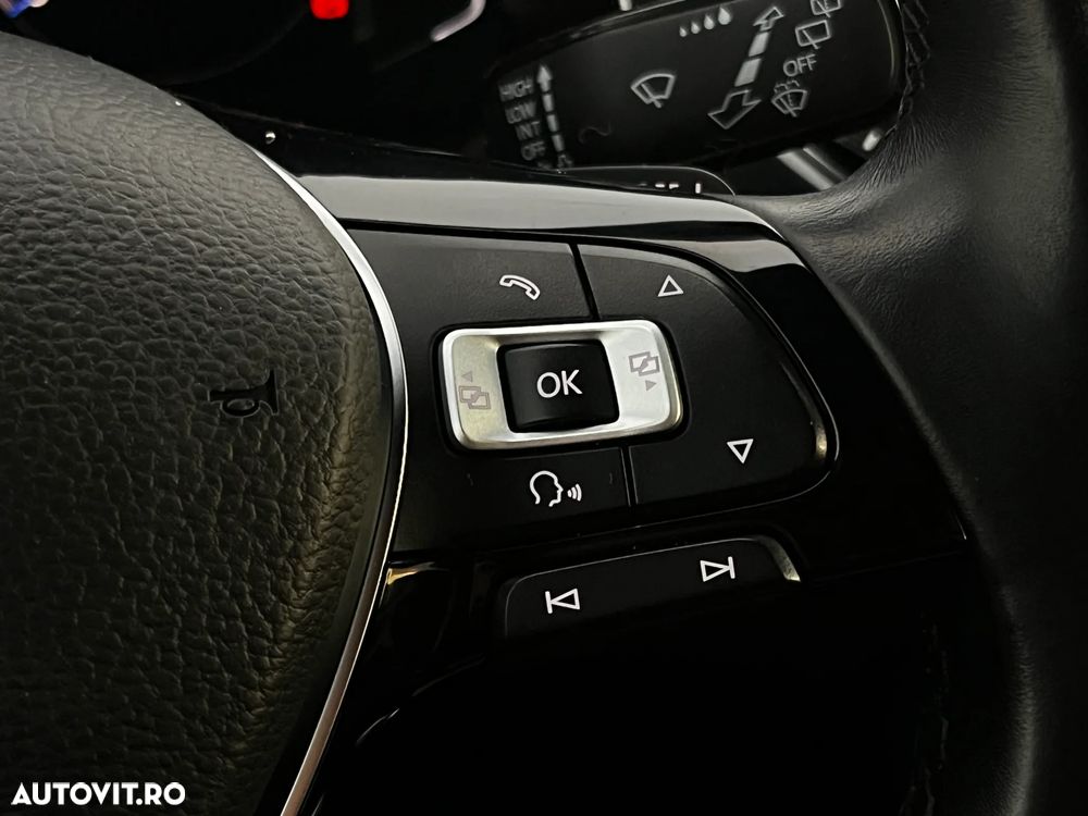 Volkswagen T-ROC 2.0 TSI 4Mot DSG Style - 16