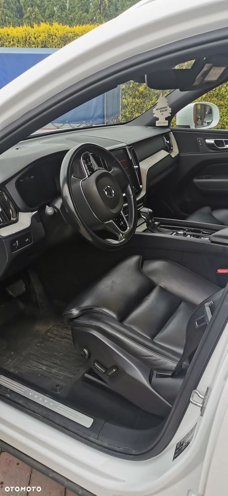 Volvo XC 60 D4 AWD Geartronic Inscription - 4
