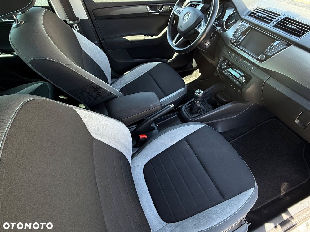 Skoda Fabia 1.0 MPI Joy - 11