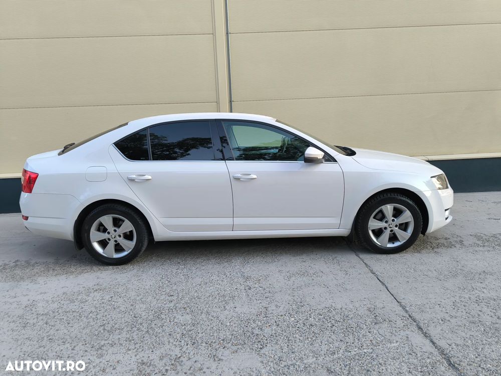 Skoda Octavia - 10