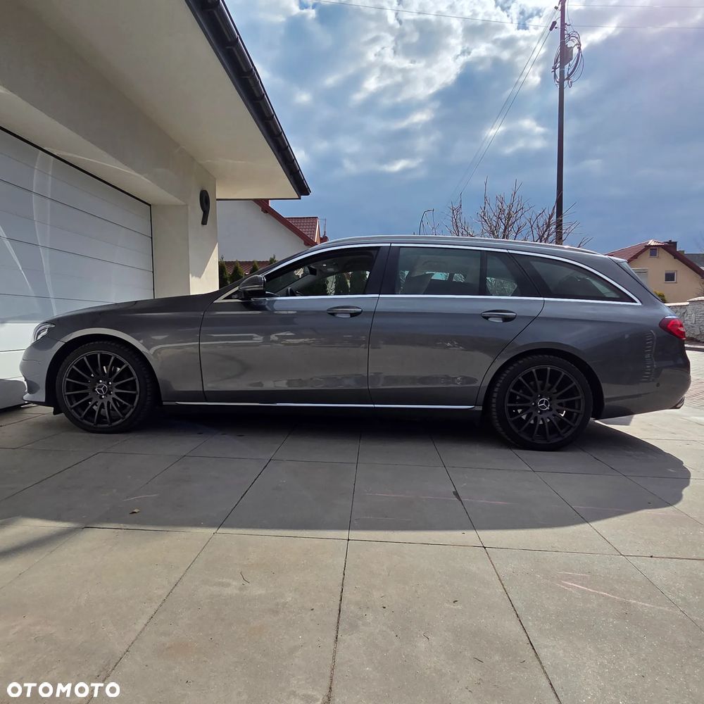 Mercedes-Benz Klasa E 220 d 9G-TRONIC Avantgarde - 3