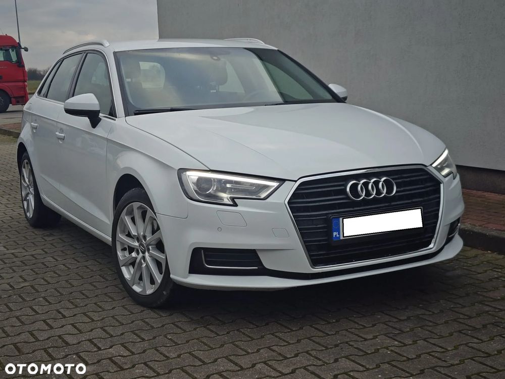 Audi A3 Sportback 2.0 TDI S tronic - 21
