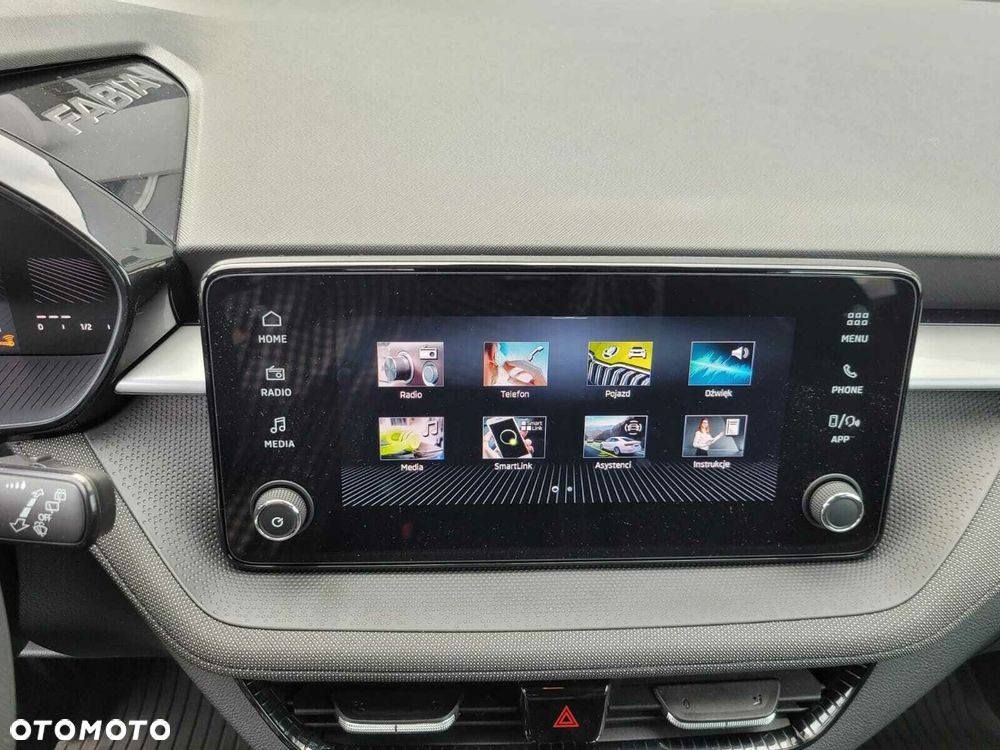 Skoda Fabia 1.0 TSI Selection - 10