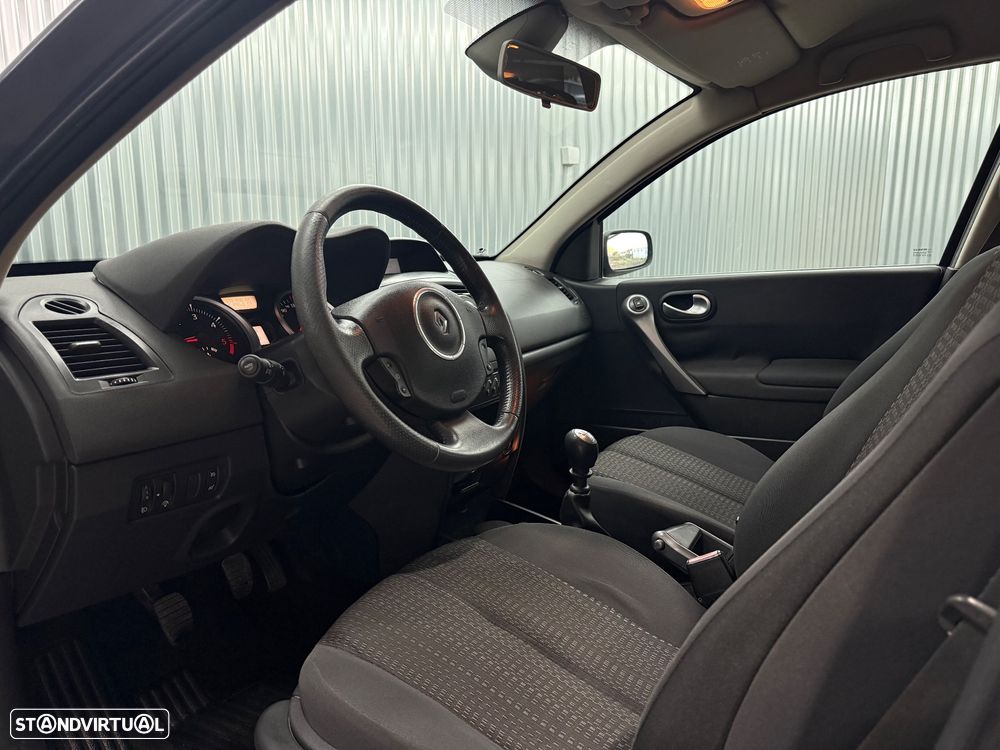 Renault Mégane Break 1.5 dCi Dynamique S - 10