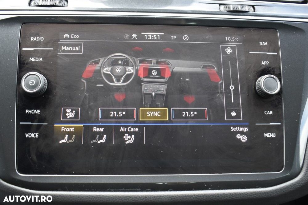 Volkswagen Tiguan - 27
