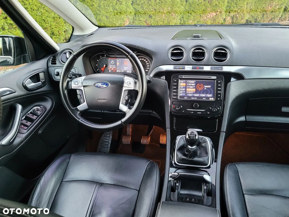 Ford S-Max 2.0 TDCi DPF Titanium - 24