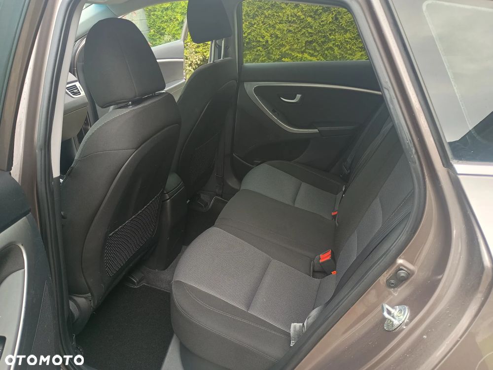 Hyundai i30 1.4 Comfort - 17