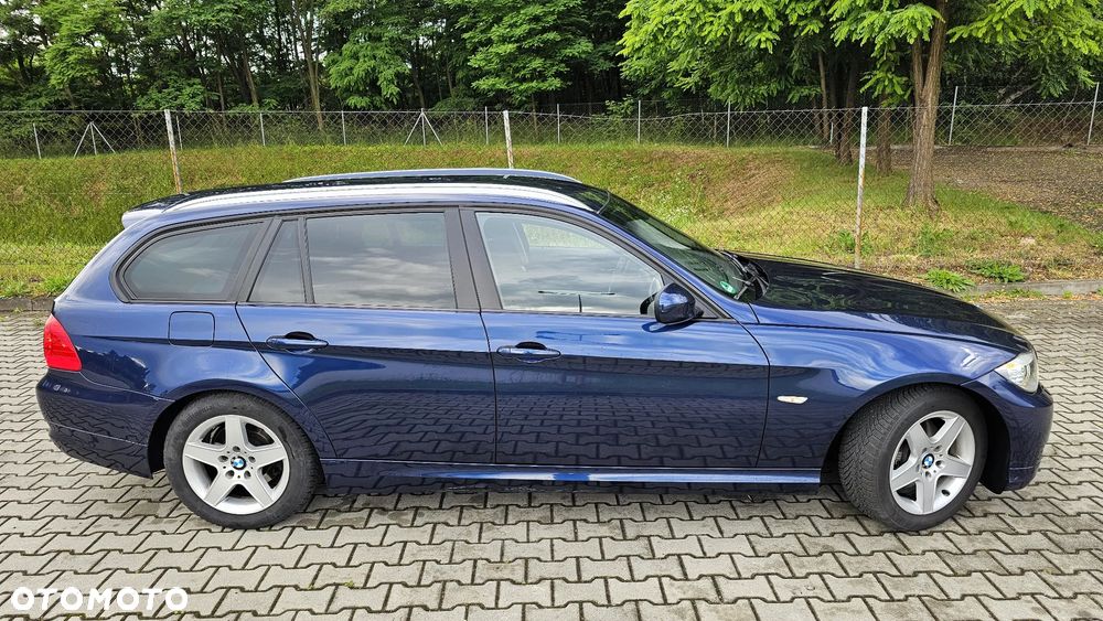 BMW Seria 3 320d Luxury Line - 9