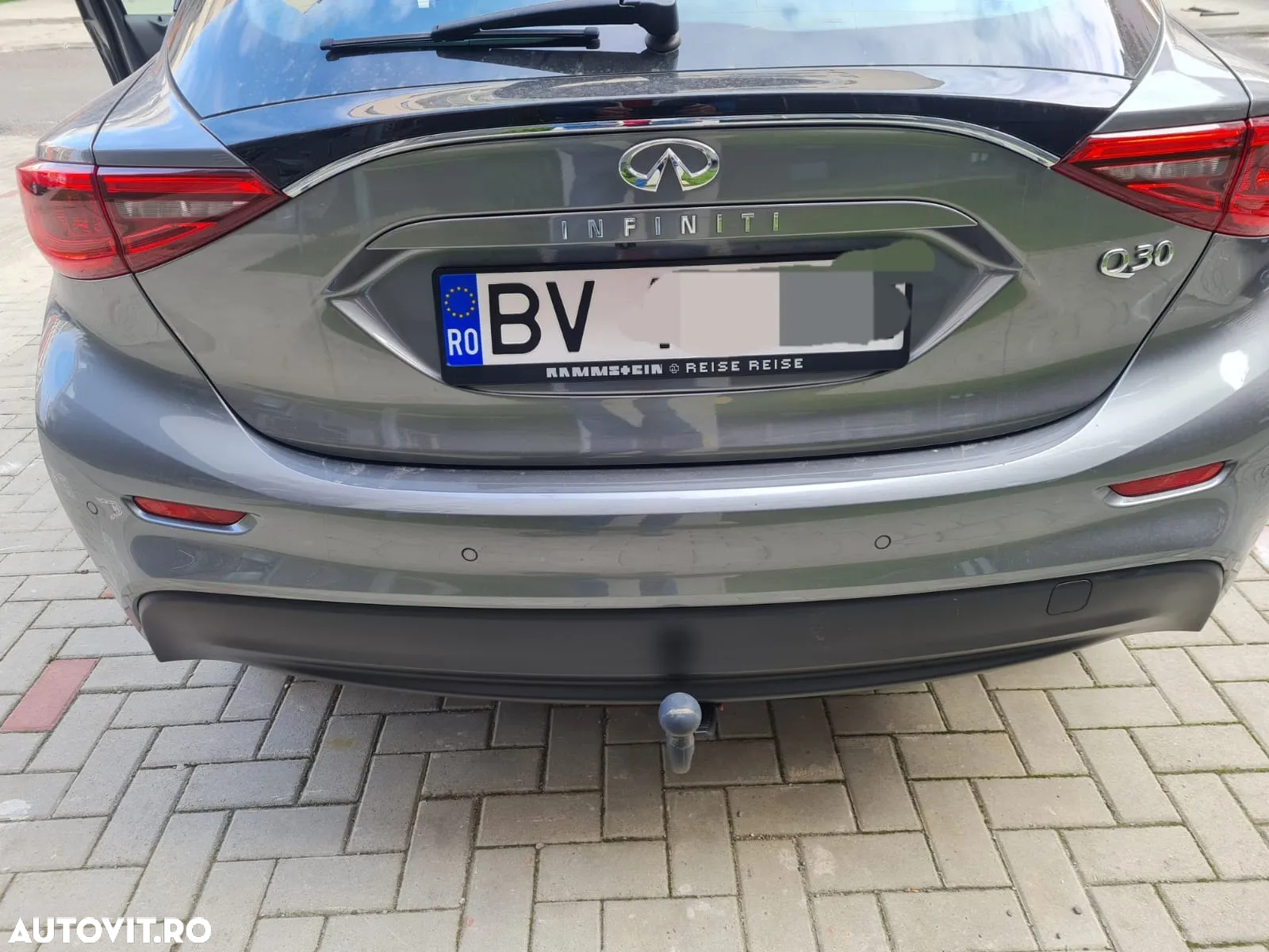 Infiniti Q30 1.6t DCT Luxe - 7