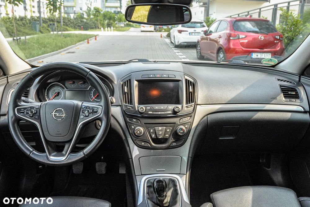 Opel Insignia - 10