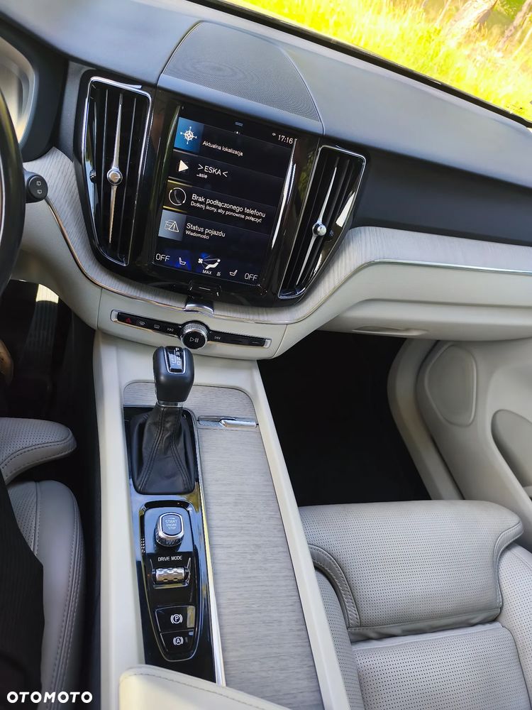 Volvo XC 60 D4 Inscription - 28