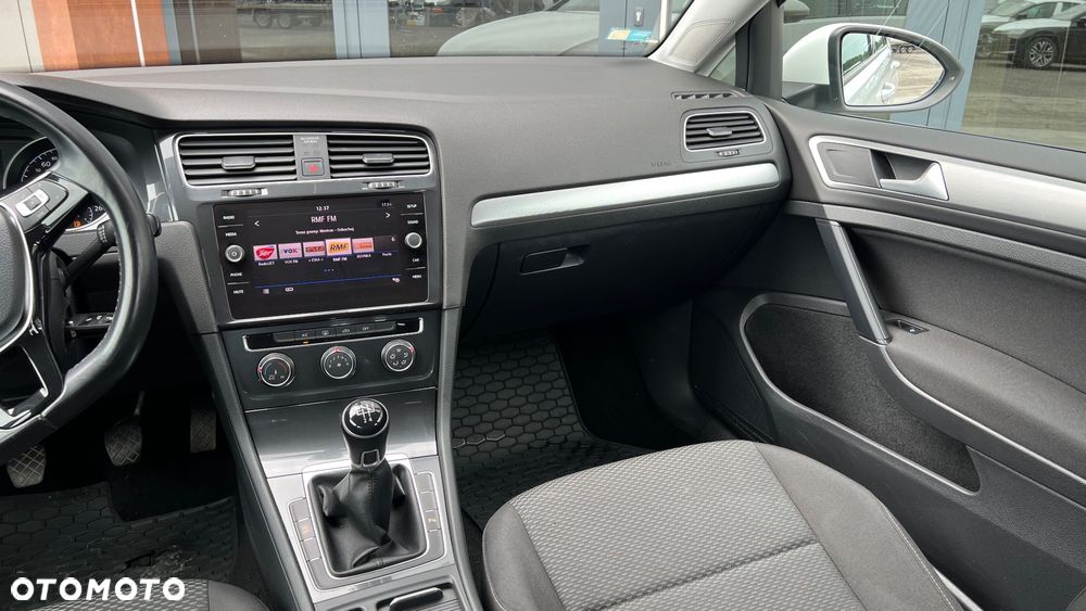 Volkswagen Golf 1.6 TDI BMT Comfortline - 6